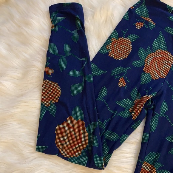 Rose pixelated leggings one size Disney - Picture 2 of 6